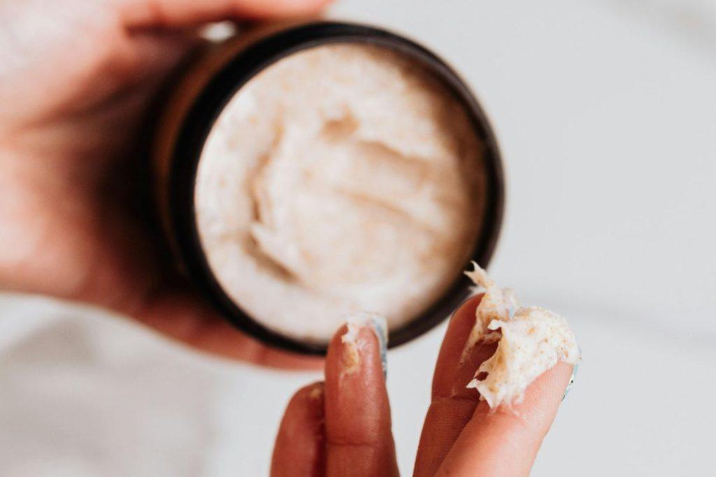 Klaidos, kurias dažniausiai daromos džiovinant levandas: išsisaugokite patarimus kitam sezonui! Pėdų šveitiklis su levandomis