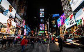 Kodėl amerikiečiai skaičiuoja sekundes iki naujųjų metų kai krenta kamuolys – šių faktų beveik niekas nežino