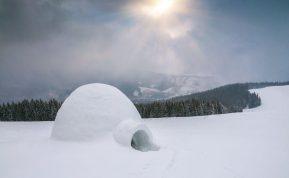 Kodėl eskimų iglu neištirpsta, nors viduje šilta? Įdomūs faktai