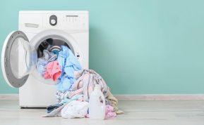 Kodėl neturėtumėte dėvėti tų pačių drabužių dvi dienas iš eilės: svarbu jūsų odos sveikatai