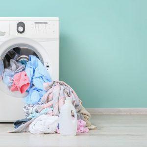 Kodėl neturėtumėte dėvėti tų pačių drabužių dvi dienas iš eilės: svarbu jūsų odos sveikatai