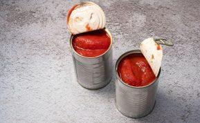 Kokie pomidorai yra sveikesni – švieži ar konservuoti? Tiesa, kuri jus nustebins