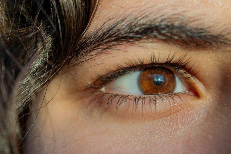 Kokios savybės būdingos rudaakiams ir kokius talismanus jiems vertėtų rinktis?