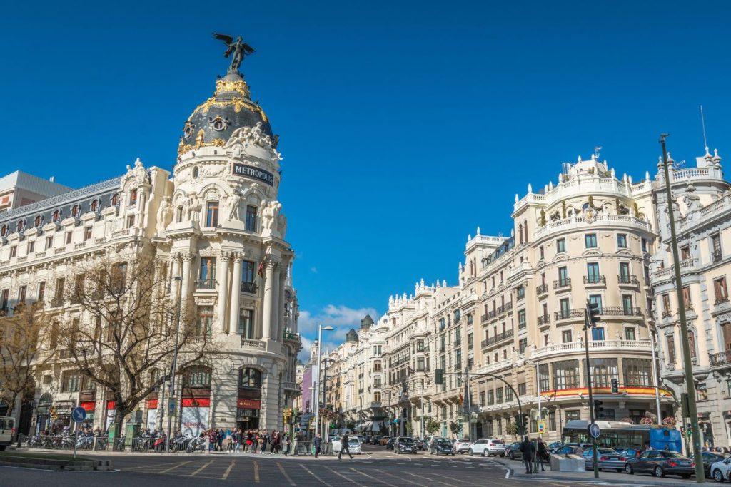 Madridą verta aplankyti dėl ramybės ir saulės