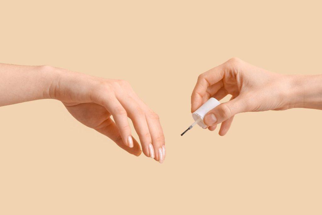 Mano nagai visada buvo silpni ir lūžinėjantys - kol nepaklausiau draugės patarimo. Aliejus nagams