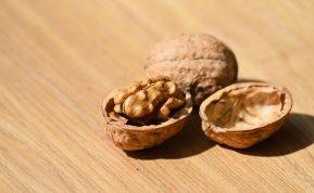 Mitybos specialistė įvardino sveikiausius riešutus