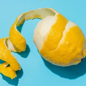 Ne atliekos, o supermaistas: 5 netikėti citrinos žievelės privalumai