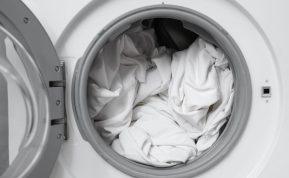 Nei 60 °C nei 90 °C- ekspertai pateikė visiškai kitą patalynės skalbimo temperatūrą