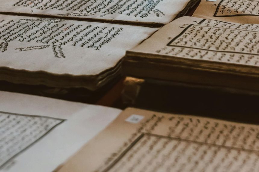 Neįmenamos praeities paslaptys: 7 senovės kalbos, kurių mokslininkai vis dar nesugeba iššifruoti