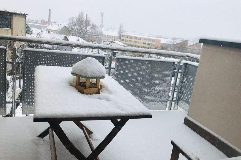 Nelaikykite maisto balkone: priežastis gali būti pavojingesnė nei manote