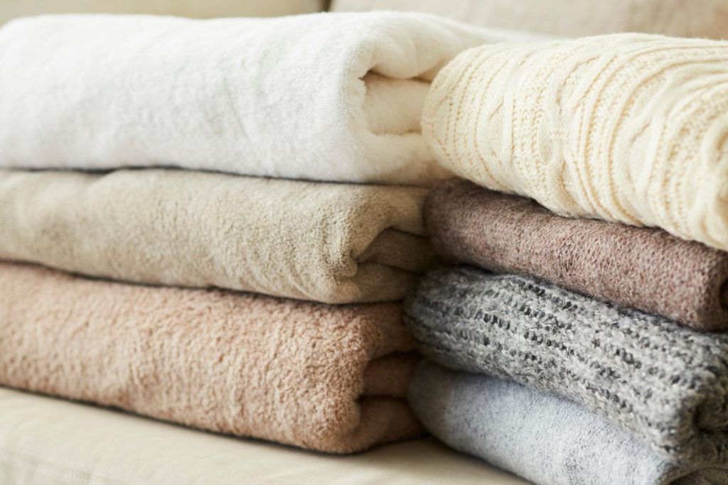 Nepalikite jų vonioje: bakterijos ir grybelis dauginsis kaip pašėlę! Kaip džiovinti rankšluosčius