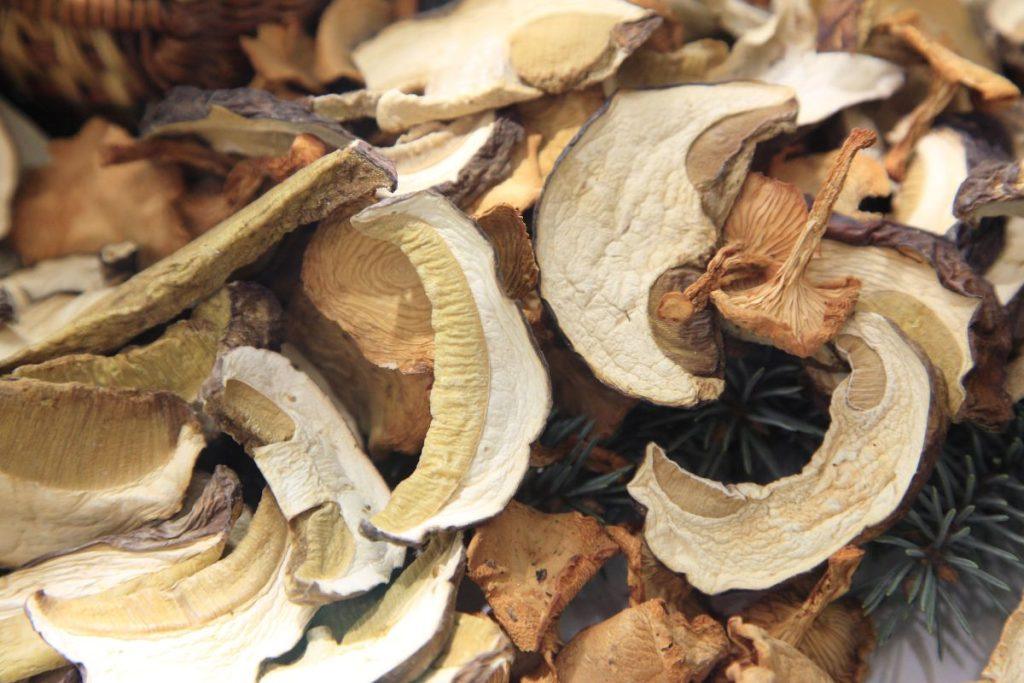 Nepilkite šio aukso lauk: nuoviras pakeis jūsų patiekalų skonį. Grybų nauda sveikatai