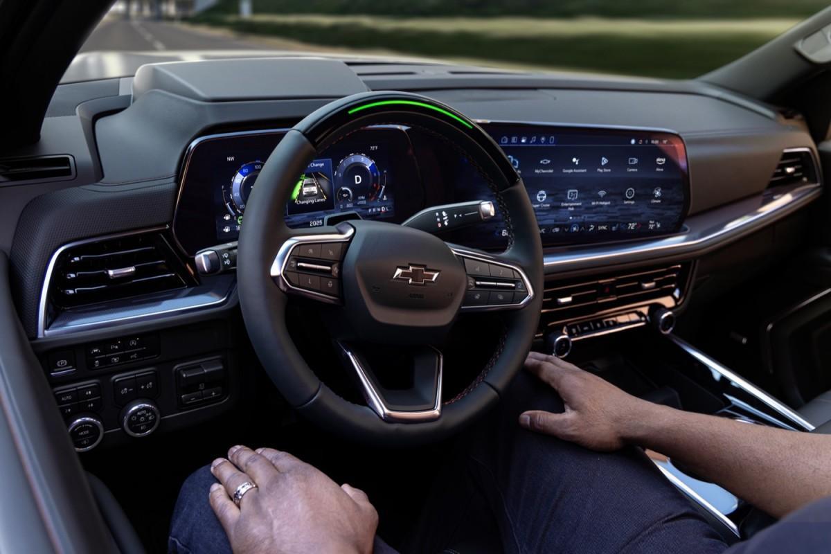 Netikėtas ėjimas: „General Motors“ ateitį patiki vienam technologijų veteranui