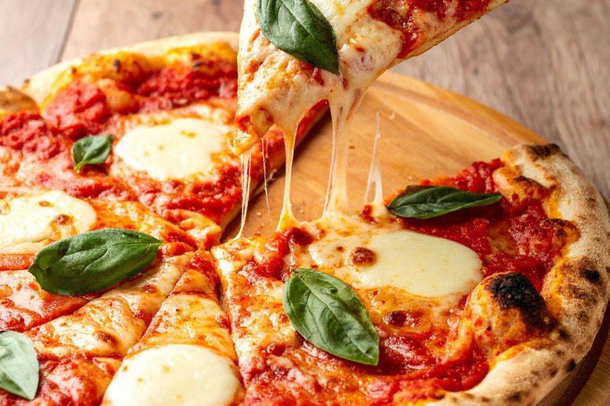 Numesti svorio padės … pica! Mokslininkai negali patikėti tyrimų rezultatu.