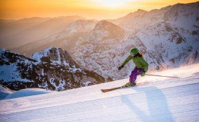 Nuo Alpių gigantų iki iššūkių pas kaimynus: ilgiausios slidinėjimo trasos, kurias įveikti ryžtasi tik stipriausi