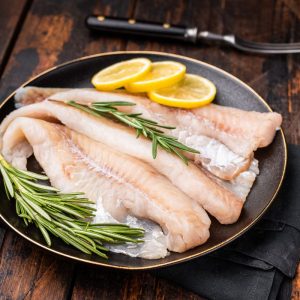 Pasaulis ja mėgaujasi kasdien, o lietuviai dar tik atranda: ši žuvis gali tapti tikru Kūčių stalo atradimu