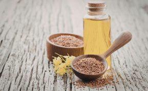 Šaukštas ryte vietoje kavos? Šis įprotis valo žarnyną ir leidžia pasijusti lengvesniems jau po kelių dienų