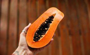 Šią papajos dalį daug kas išmeta, o būtent ji gali padėti lieknėti ir gerinti virškinimą