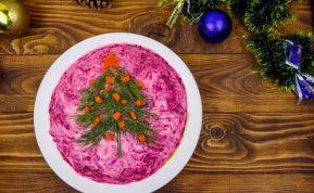 Silkė pataluose: vienas šaukštas, kuris padeda salotoms ilgiau išlikti šviežioms