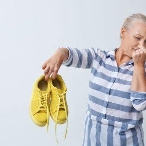 Šios „auksinės taisyklės“ privers pamiršti blogą batų kvapą visiems laikams.