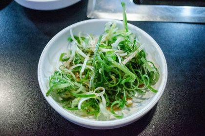 Šis žalumynas - tikra vitaminų bomba, kurią nepelnytai nuvertiname. Būtinai pagardinkite savo šventinius patiekalus!