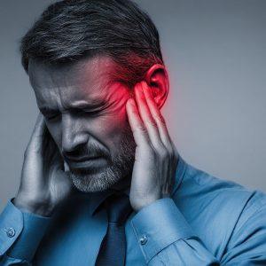 Šių dviejų gėrimų derinys gali sukelti migrenos priepuolį: specialistai perspėja, kodėl verta jo vengti