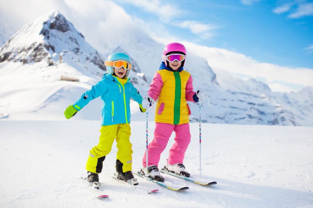 Slidinėjimas be šalmo ir įgūdžių įvertinimas