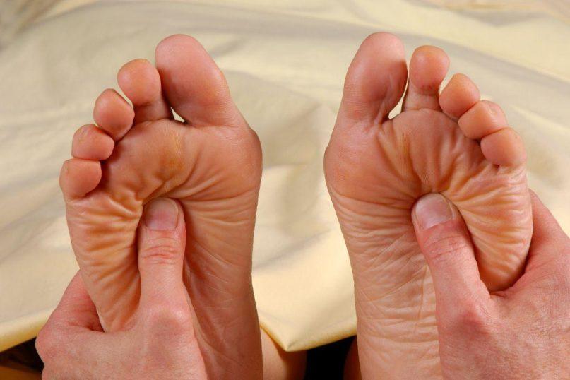 STOP skausmui – sužinokite apie šiuos pėdų taškus! Išbandykite tai dabar!