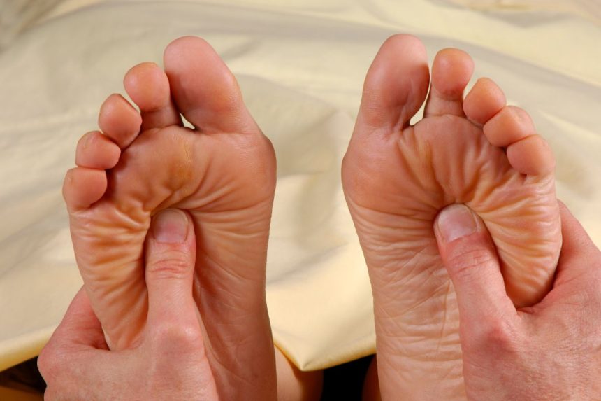 STOP skausmui – sužinokite apie šiuos pėdų taškus! Išbandykite tai dabar!