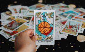 Tarologė papasakojo, kodėl sapnuojame vaiko mirtį