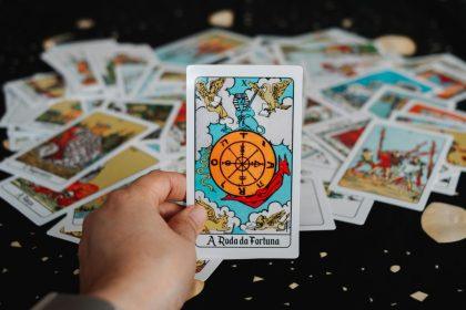 Tarologė papasakojo, kodėl sapnuojame vaiko mirtį