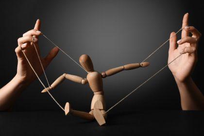 Trys Zodiako ženklai, kuriais labai lengva manipuliuoti