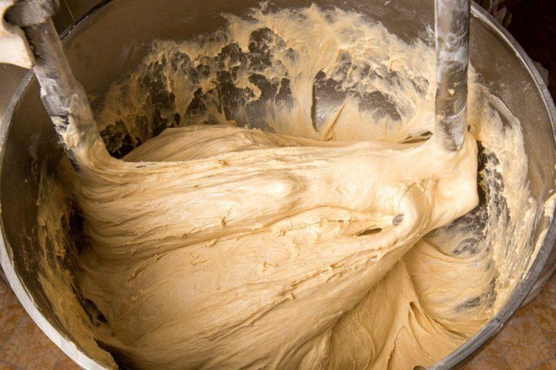 Universali tešla, kuri šaldytuve išsilaikys net iki 7 dienų: tiks ir saldiems, ir pikantiškiems skanėstams!