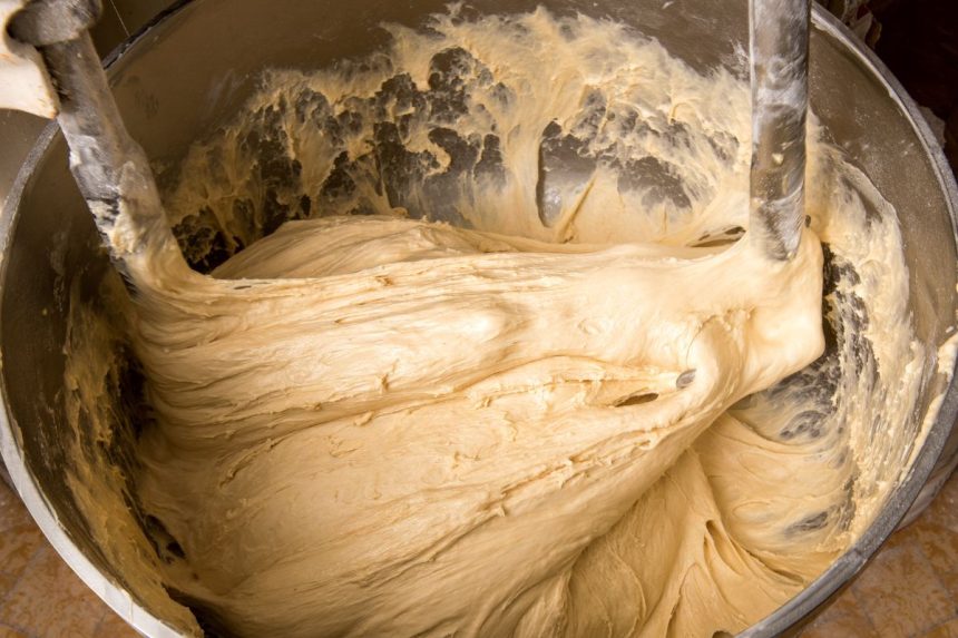 Universali tešla, kuri šaldytuve išsilaikys net iki 7 dienų: tiks ir saldiems, ir pikantiškiems skanėstams!