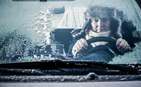 Variklis užšąla žiemą? Sužinokite, kaip užvesti automobilį -20 °C temperatūroje