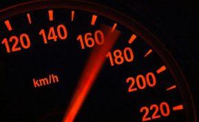 Viršiji greitį – sėdi į kalėjimą. Naujos baudos Europoje gąsdina ir lietuvius