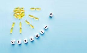 Vitamino D žala, apie kurią niekas nekalba: kodėl šis „nekaltas“ papildas gali pakenkti jūsų sveikatai