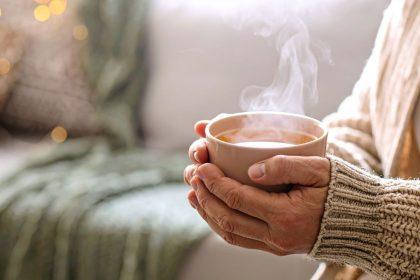 Žiemą rankas išgelbėsiantis triukas, apie kurį grožio industrija nutyli