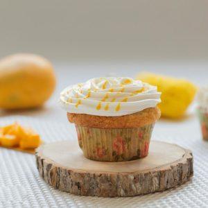 Citrininiai keksiukai su kremu