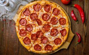 Keptuvėje kepta pica