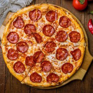 Keptuvėje kepta pica