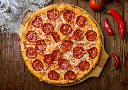 Keptuvėje kepta pica