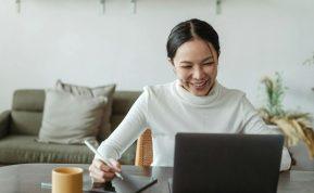 Anglų kalbos kursai įmonėms: kodėl kalbinė kompetencija tampa konkurenciniu pranašumu