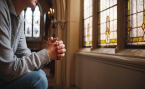 Galinga malda sunkiais gyvenimo momentais – kai reikia dvasinės paramos