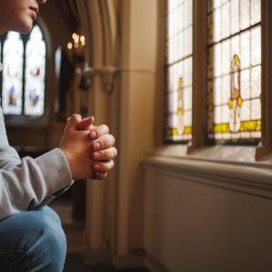 Galinga malda sunkiais gyvenimo momentais – kai reikia dvasinės paramos