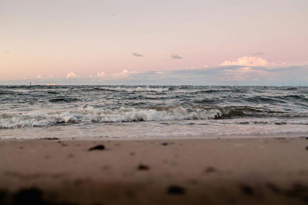 Baltijos jūros dugne - vėl nutrauktas kabelis: ar tai atsitiktinumas? Incidentas Baltijos jūra pažeidžiama skaitmeninė arterija