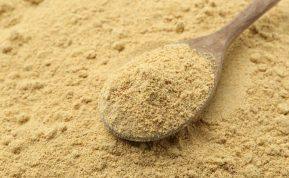 Garstyčių milteliai braškėms: paprastas būdas padvigubinti derlių natūraliai