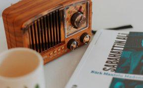 Kodėl radijuje nuolat girdime tas pačias naujienas? Atsakymas nustebins net ištikimiausius klausytojus