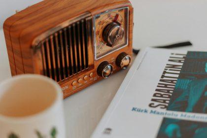 Kodėl radijuje nuolat girdime tas pačias naujienas? Atsakymas nustebins net ištikimiausius klausytojus