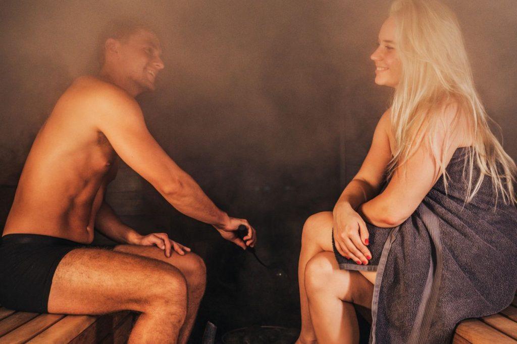 Kodėl sausa sauna vieniems tampa išsigelbėjimu, o kitiems – rimtu pavojumi. Kam sausa sauna ypač naudinga